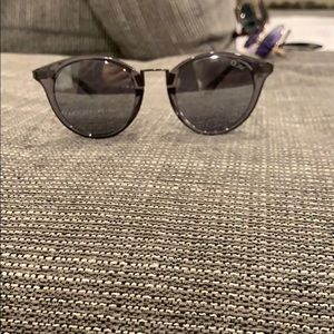 NWOT QUAY glasses